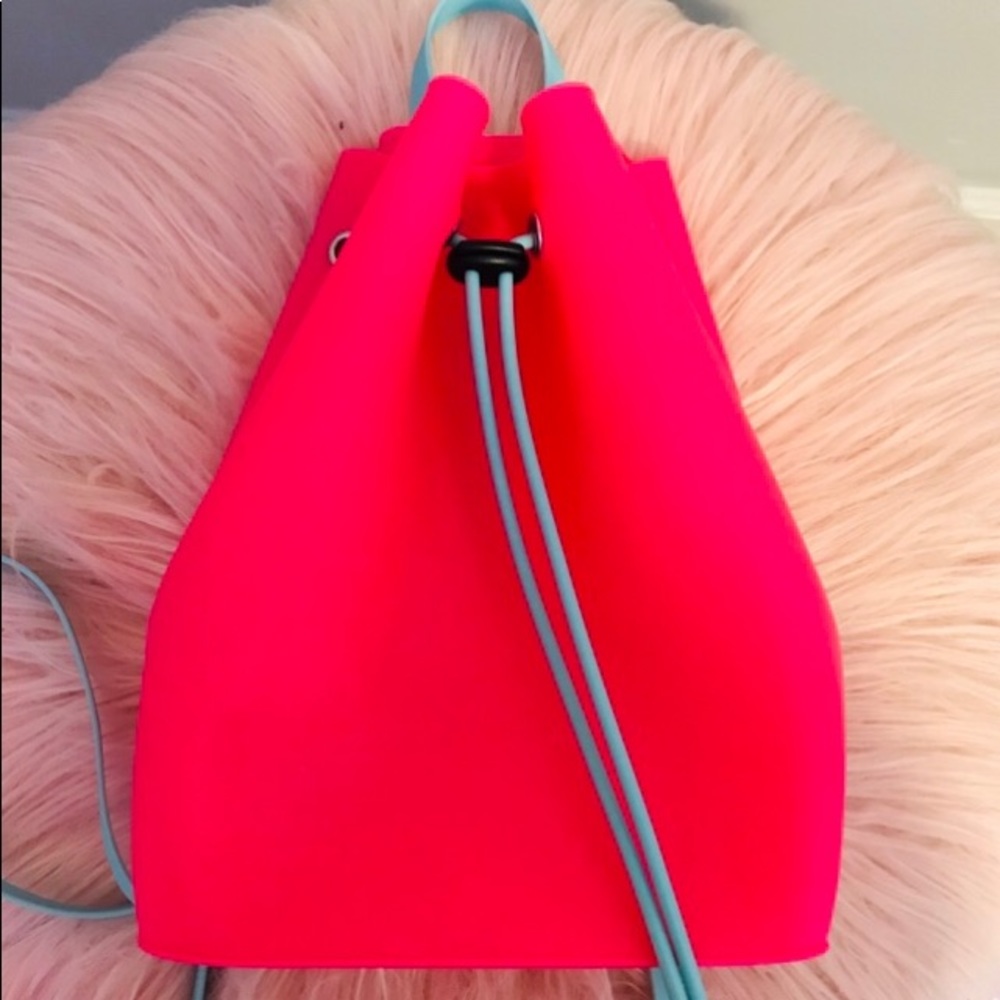 🖤💚American Jewel Yummy Gummy silicone backpack